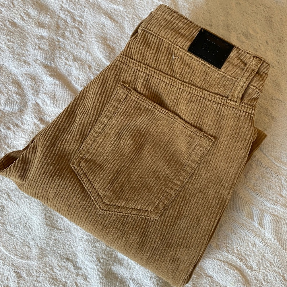 BDG size 25 camel corduroy pants!